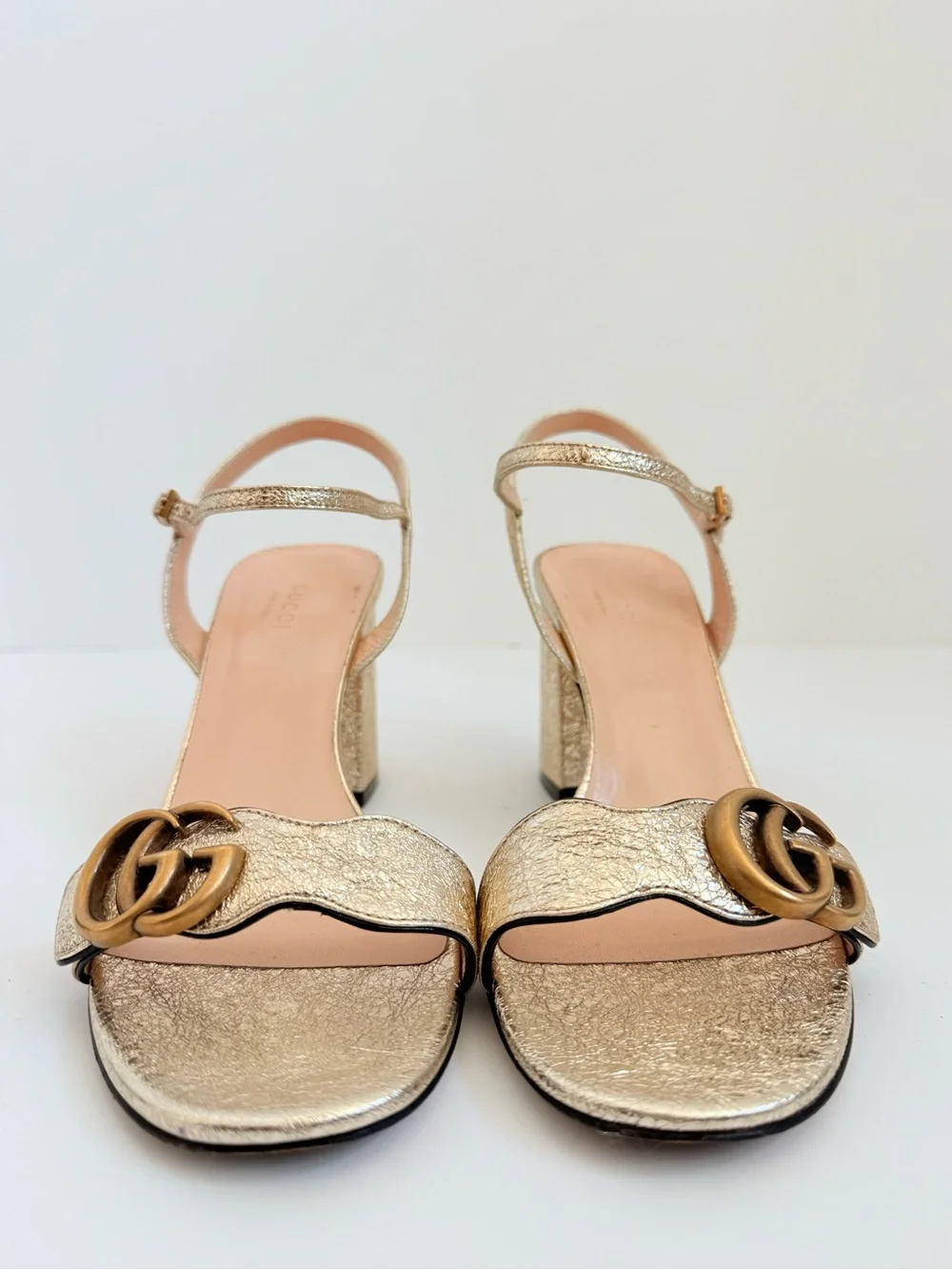 Gucci GG Marmont Platino Gold Metallic Leather Block Heel Sandals 38.5